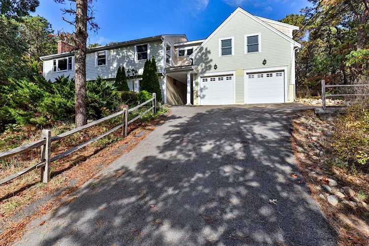 6 Elizabeth Way Truro, MA 02666