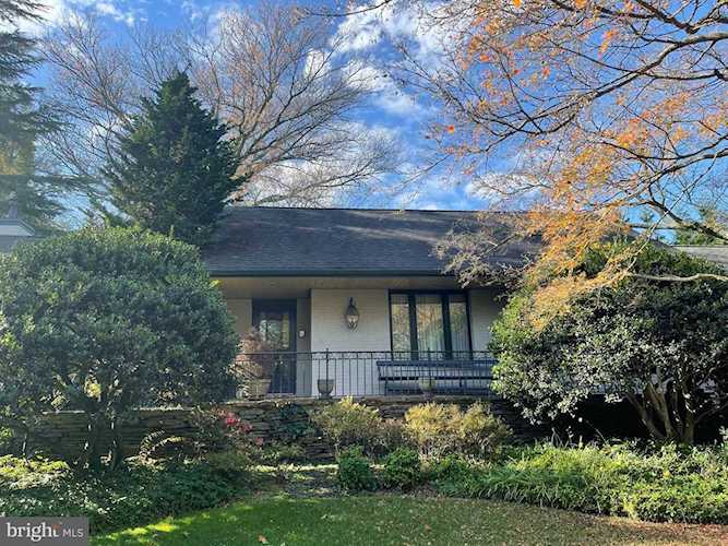 125 Colonial Ridge Dr Haddonfield, NJ 08033