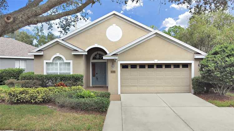 3243 Stonebridge Trl Valrico, FL 33596