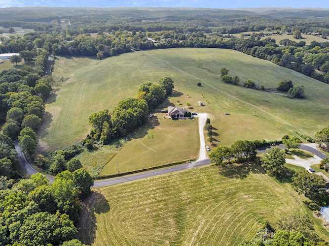 969 Yocum Pond Rd Galena, MO 65656