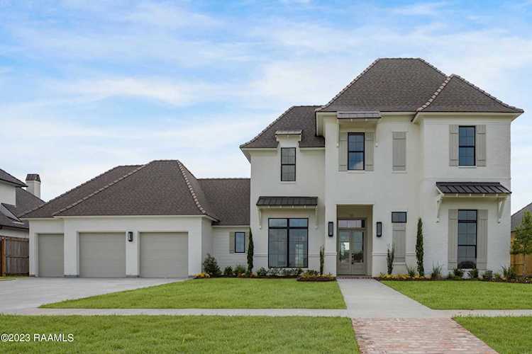 111 Dusty Ridge Drive Youngsville, LA 70592