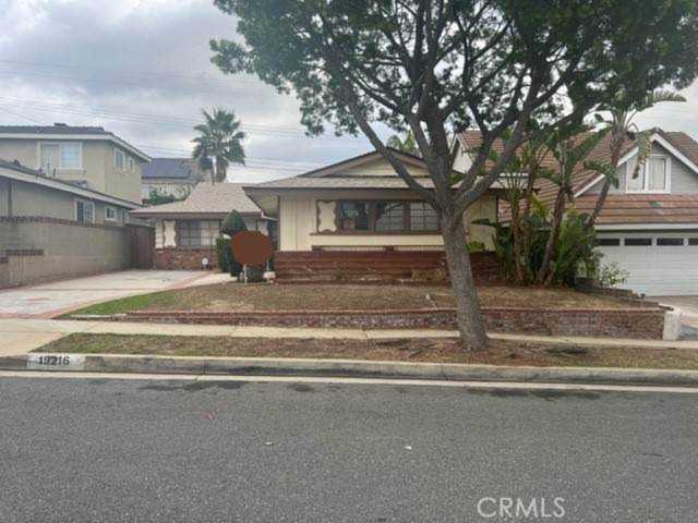 19216 Cliveden Ave Carson, CA 90746