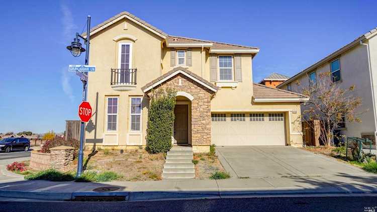 1276 Gray Hawk Lane Suisun City, CA 94585