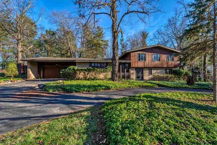 190 Sherry Ln Kingston, NY 12401