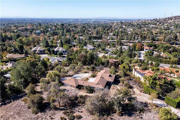 19401 Mesa Dr Villa Park, CA 92861