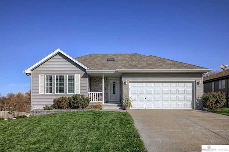 16212 Timberlane Dr Omaha, NE 68136 | MLS 22226138 Photo 1