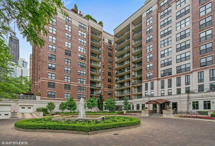 55 W Delaware Place #1003 Chicago, IL 60610