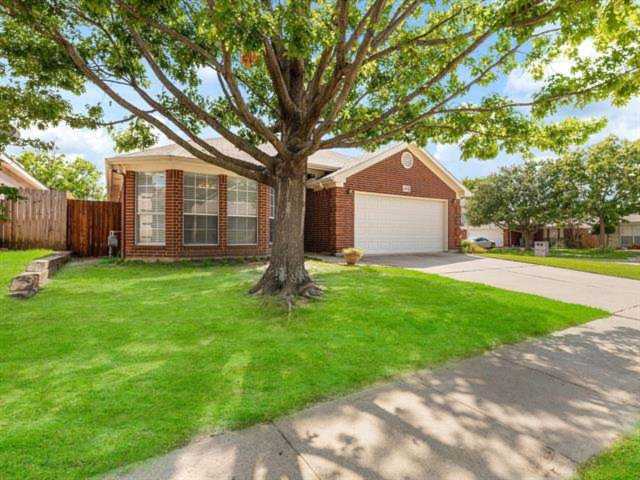 6909 Topanga Terrace Fort Worth, TX 76132