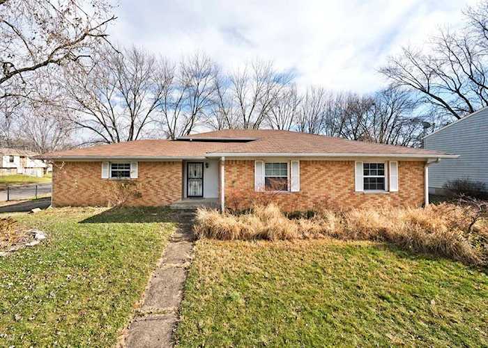 6811 Cordova Dr Indianapolis, IN 46221 | MLS 21894240 Photo 1
