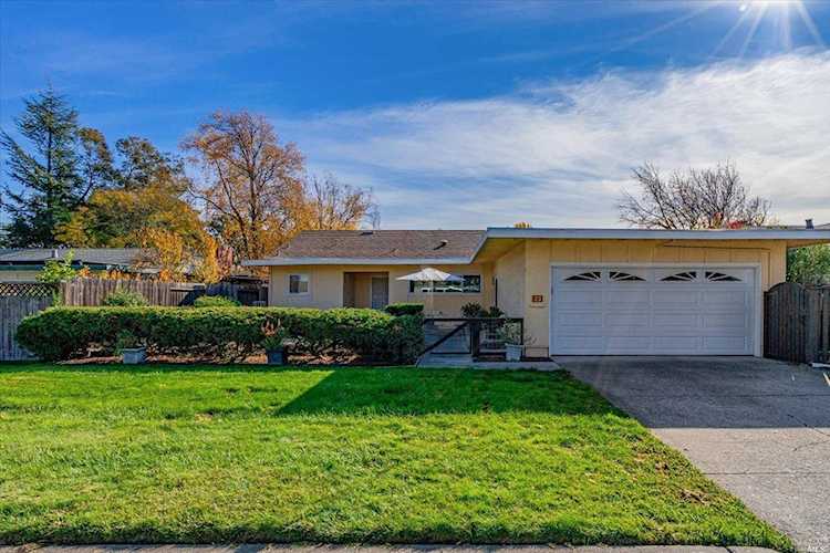23 Temelec Circle Sonoma, CA 95476