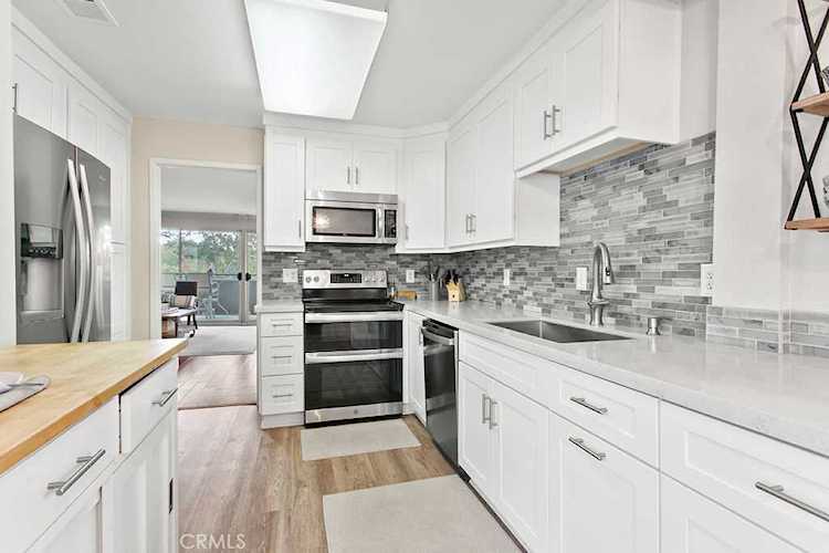 22326 Caminito Danubo #286 Laguna Hills, CA 92653