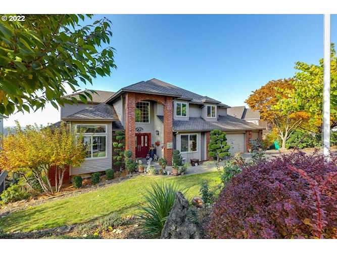 12750 SE Spring Mountain DR Happy Valley, OR 97086