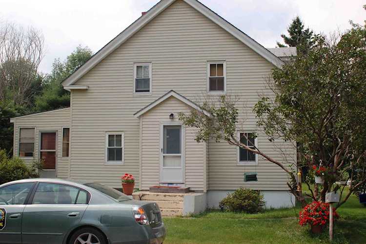 Bean Group | 36 Winnicut Rd Greenland 03840 NH | home for sale Photo 1