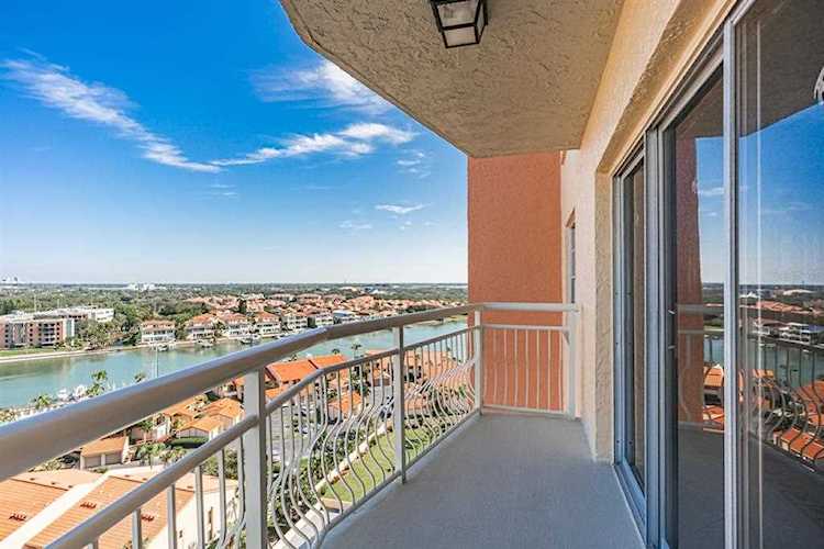 4900 Brittany Dr S #1409 St. Petersburg, FL 33715