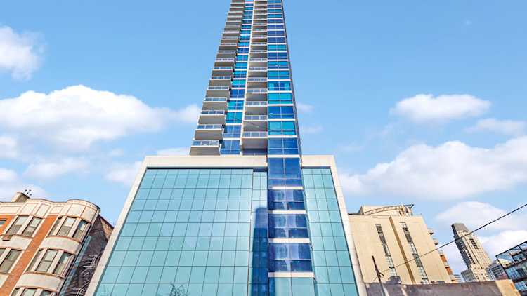 110 W Superior St #1504 Chicago, IL 60654