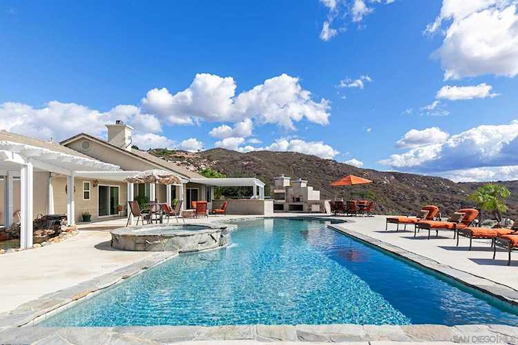 26379 Engelmann Valley Center, CA 92082