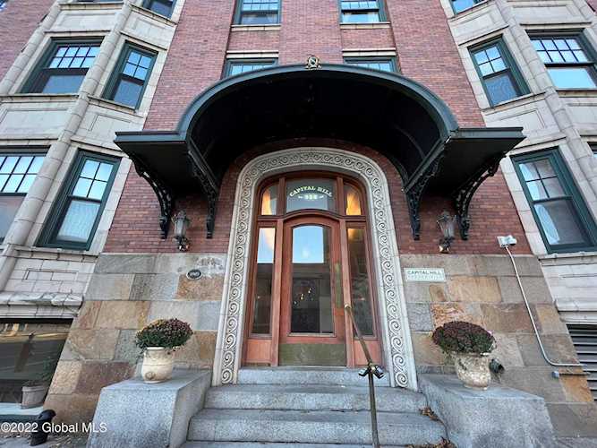 352 State St Albany, NY 12201