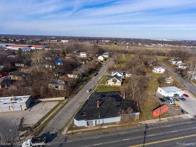 5101 E Davison St Detroit, MI 48212