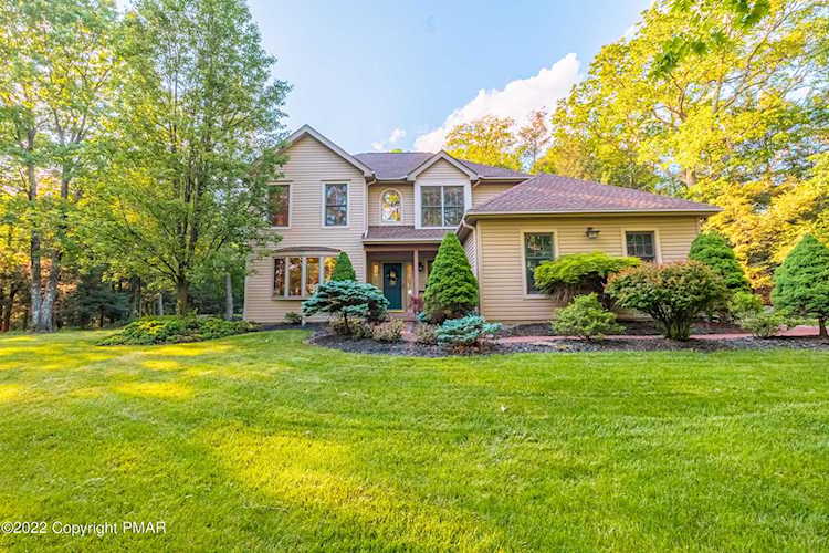 3245 Mountain View Dr Tannersville, PA 18372 | MLS PM-100739 Photo 1