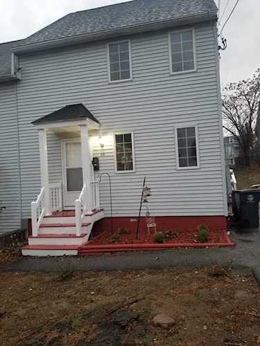 28 Temple Street #28 in Haverhill, MA - Century 21 New England Photo 1