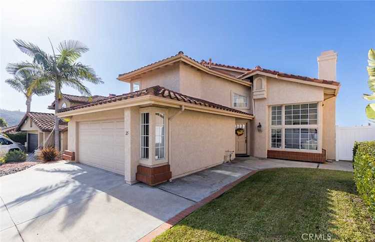 25 Cartagena San Clemente, CA 92672