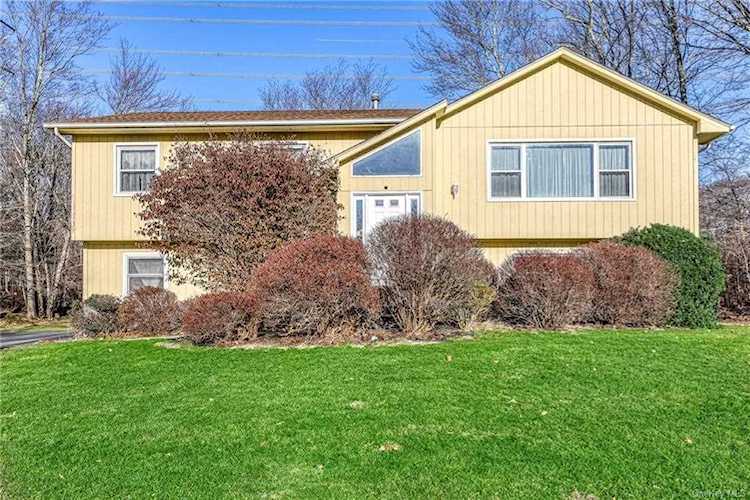310 Quaker Road Pomona, NY 10970
