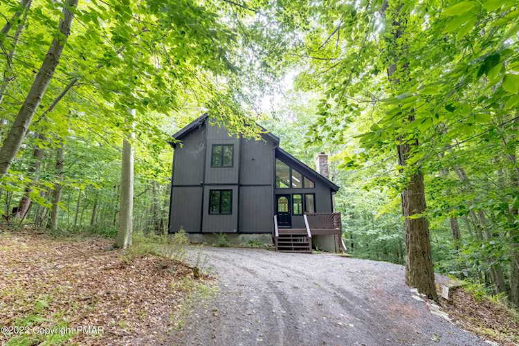146 L.C. Larsen Drive Gouldsboro, PA 18424