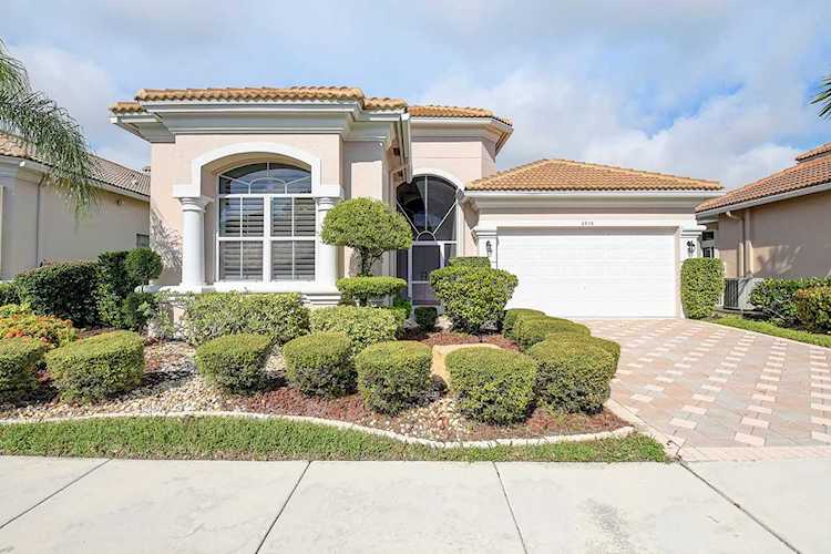 6975 Fairway Lakes Drive Boynton Beach, FL 33472