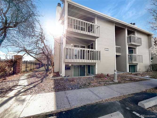 4064 S Atchison Way #302 Aurora, CO 80014