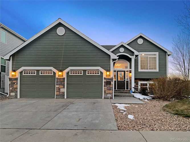 345 Keystone Dr Windsor, CO 80550