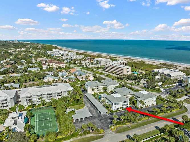1441 Ocean Dr Vero Beach, FL 32963