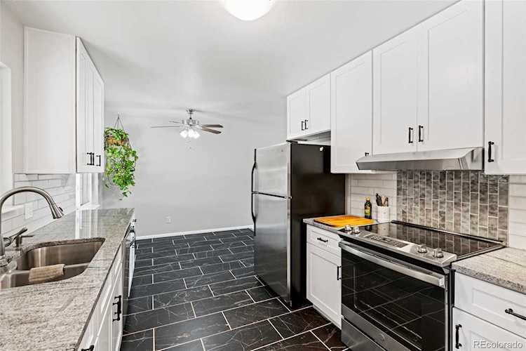 1443 S Balsam St Lakewood, CO 80232