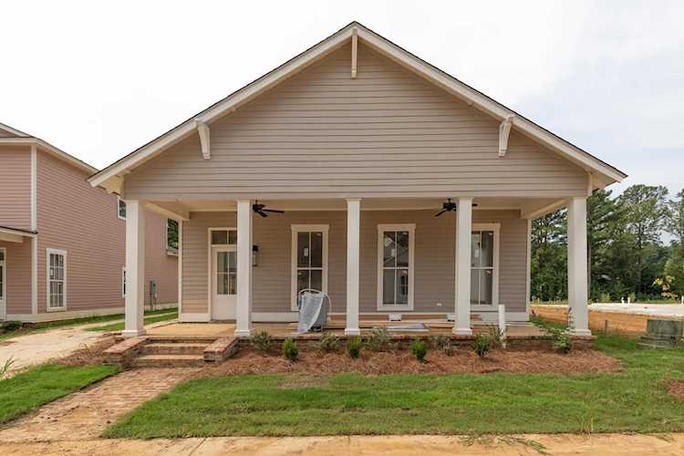 161 Carriage Lane Starkville, MS 39759