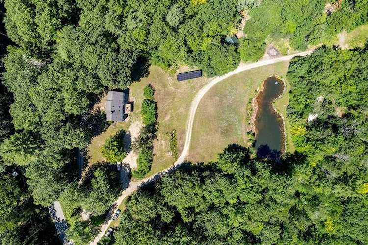 285 Powder Mill Rd in Alton, NH - Century 21 New England Photo 1