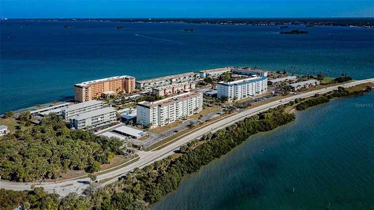 5 Gateshead Dr #308 Dunedin, FL 34698
