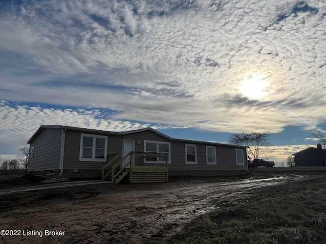 544 S Campbell Ln Bedford, KY 40006 | MLS 1627115 Photo 1