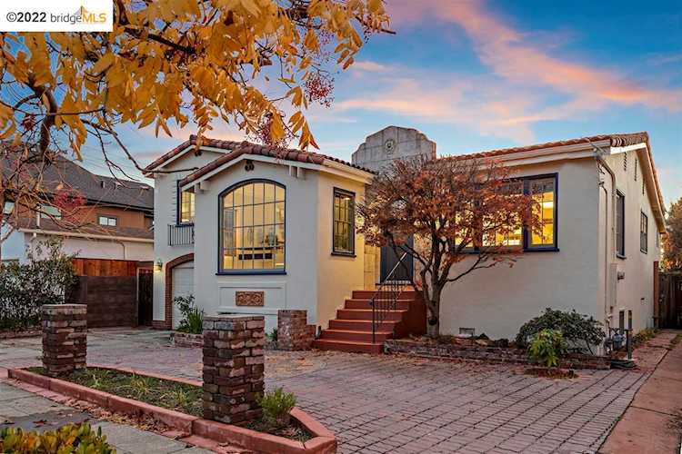 3012 Acton St Berkeley, CA 94702