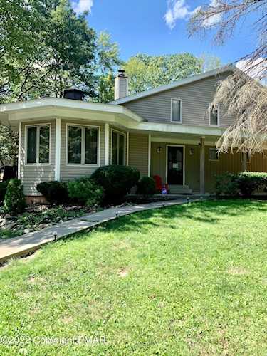2262 Jester Ct Tobyhanna, PA 18466
