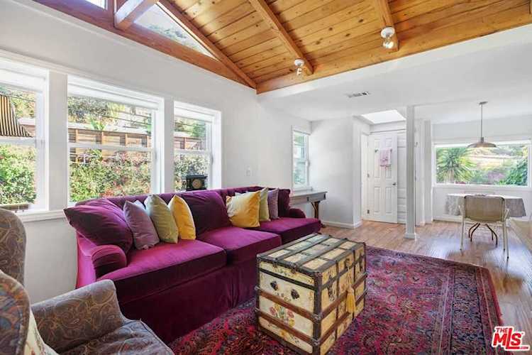 1523 N Beverly Glen Blvd Los Angeles, CA 90077