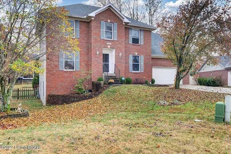 6309 Camden Ct Crestwood, KY 40014