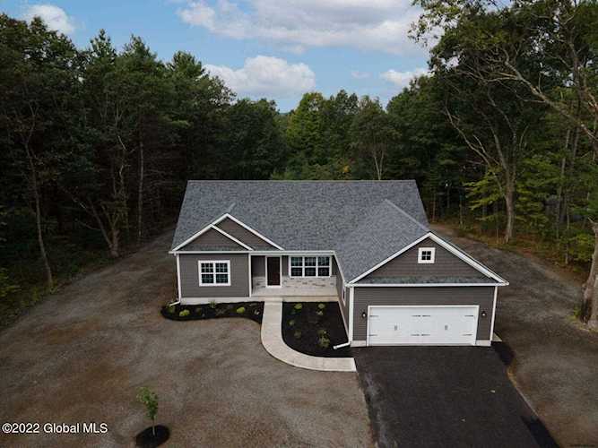 362 Ruggles Rd Wilton, NY 12831