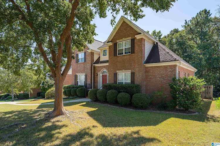 5741 Willow Lake Drive Hoover, AL 35244