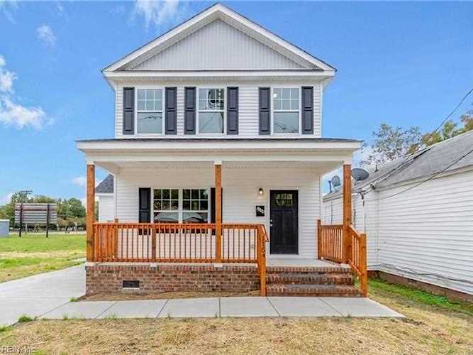 731 33rd St Newport News, VA 23607 home for sale, MLS#10466497 - Crescas Real Estate Photo 1