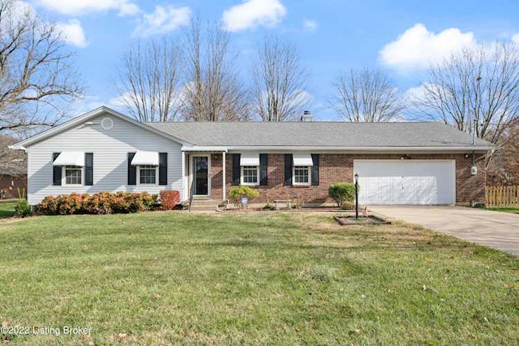 143 Crews Dr Louisville, KY 40218