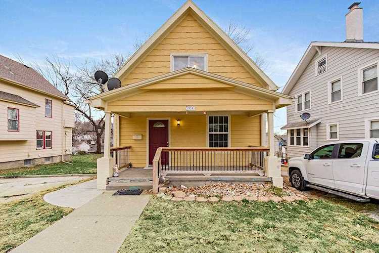 320 N 18th St, Kansas City, KS 66102 | home for sale Photo 1