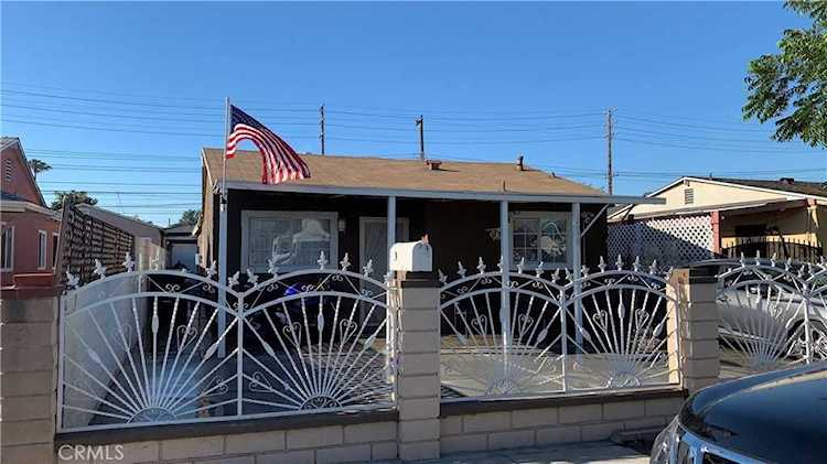 12039 Arkansas St Artesia, CA 90701