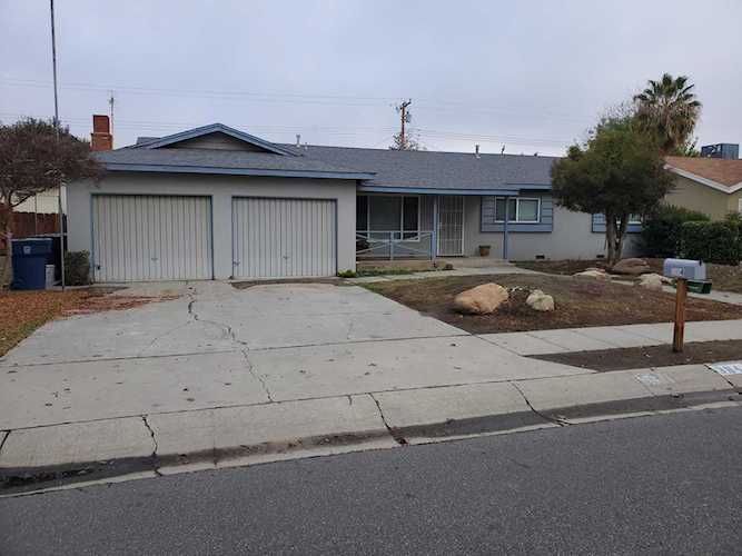 384 E Gail Ave Tulare, CA 93274