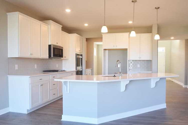 8125 180th Street Lakeville, MN 55044