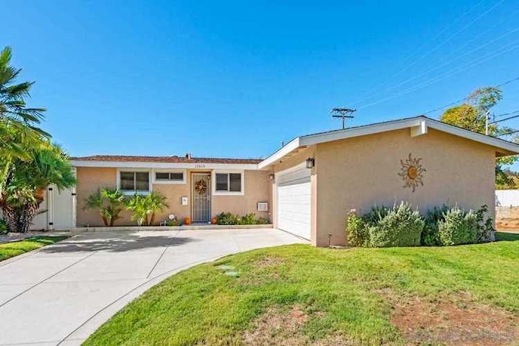 13850 Frame Rd Poway, CA 92064