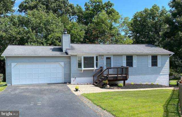 624 York Ln SE For Sale in Leesburg Photo 1